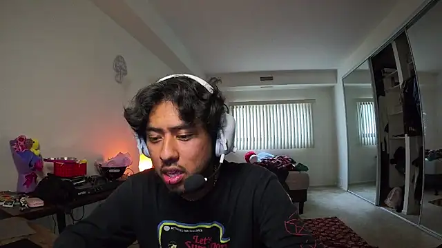 Embersboudoir online show from 02-18-26, 09:44