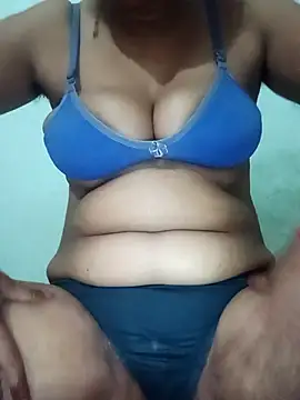 sexyqueen558 online show from 02-12-26, 11:44