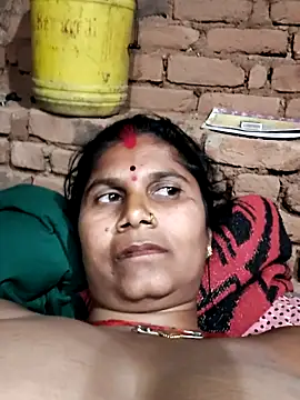 Hot di97 online show from 02-09-26, 03:27