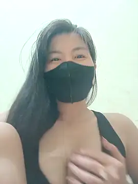 Snapshot of Lyly-68688 chatting on 02-06-26, 12:48 Lyly-68688 online show from 02-06-26, 12:48