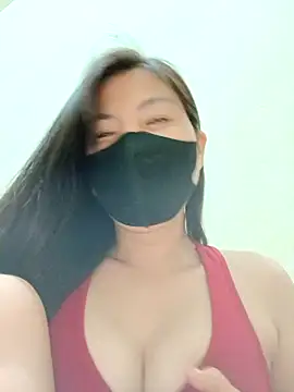 Snapshot of Lyly-68688 chatting on 02-25-26, 02:10 Lyly-68688 online show from 02-25-26, 02:10