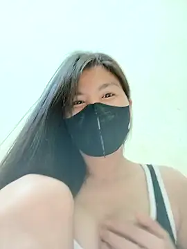 Snapshot of Lyly-68688 chatting on 03-31-26, 02:13 Lyly-68688 online show from 03-31-26, 02:13