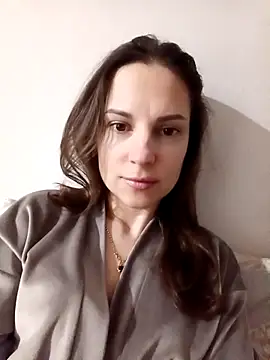 She-Moon online show from 04-11-26, 05:50