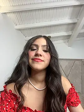 Snapshot of AngelKissXXX chatting on 01-13-26, 12:05 AngelKissXXX online show from 01-13-26, 12:05