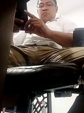 Snapshot of Antony-5045 chatting on 01-16-26, 08:13 Antony-5045 online show from 01-16-26, 08:13