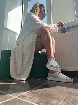 Missolevelvet online show from 03-17-26, 08:39