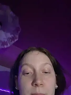 YoungLisaa18 online show from 02-10-26, 07:51