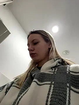 Snapshot of cherry25 chatting on 01-18-26, 06:50 cherry25 online show from 01-18-26, 06:50