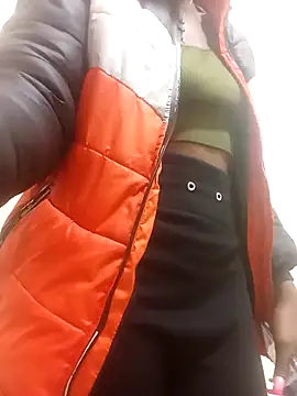 Snapshot of PatriciaVen chatting on 02-19-26, 04:08 PatriciaVen online show from 02-19-26, 04:08