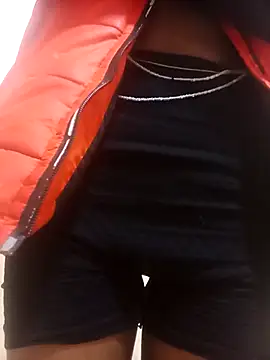 Snapshot of PatriciaVen chatting on 02-20-26, 04:20 PatriciaVen online show from 02-20-26, 04:20