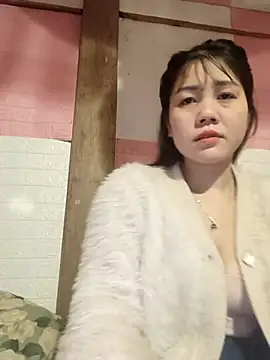 Ngocmai lazdy online show from 02-12-26, 03:51