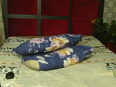 Snapshot of EbonySexySlim chatting on 01-16-26, 07:51 EbonySexySlim online show from 01-16-26, 07:51