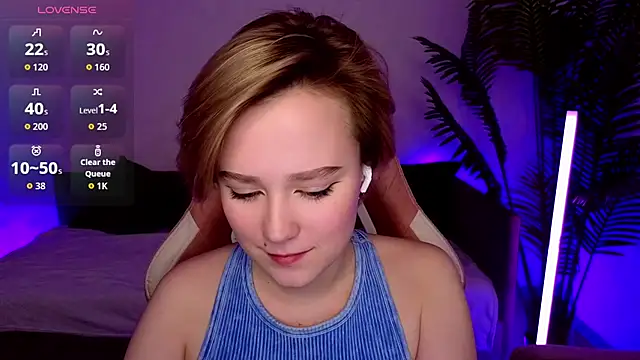 Snapshot of Ellie_Heavenly chatting on 02-09-26, 02:37 Ellie Heavenly online show from 02-09-26, 02:37