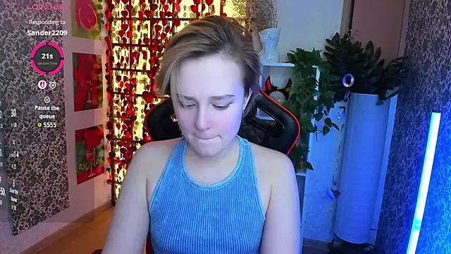 Snapshot of Ellie_Heavenly chatting on 02-28-26, 08:37 Ellie Heavenly online show from 02-28-26, 08:37