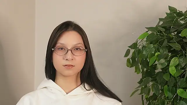 CecilaHilgers online show from 01-15-26, 08:19