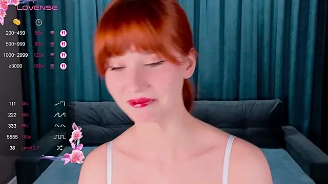 Snapshot of CatherineCummi chatting on 04-10-26, 08:08 CatherineCummi online show from 04-10-26, 08:08