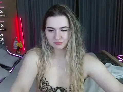 BellaaBlushh online show from 01-12-26, 10:37