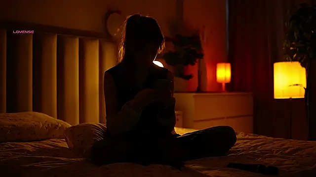 oopsnaked online show from 02-11-26, 10:20