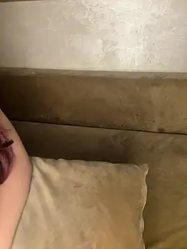 lily bitch online show from 02-07-26, 09:18