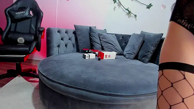 victoria grey   online show from 02-28-26, 04:02