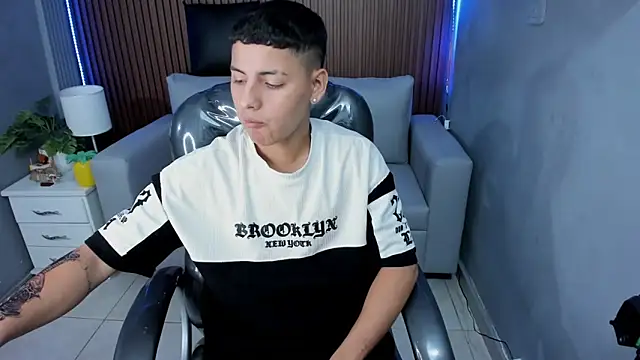 Liam9  online show from 02-03-26, 01:05