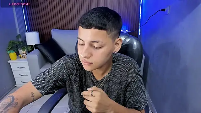 Liam9  online show from 02-27-26, 12:38