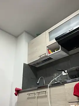 Snapshot of Pretty__Milf chatting on 03-23-26, 10:30 Pretty Milf online show from 03-23-26, 10:30