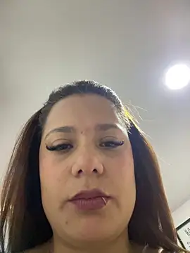 Snapshot of Pretty__Milf chatting on 03-25-26, 12:55 Pretty Milf online show from 03-25-26, 12:55