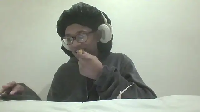 Snapshot of xxxdanidoomsdayxxx chatting on 02-10-26, 12:26 xxxdanidoomsdayxxx online show from 02-10-26, 12:26