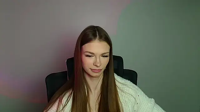 Lina Loveuu online show from 02-18-26, 12:34