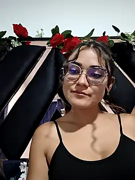 Freyarosse online show from 02-18-26, 11:01