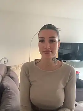 NovaLushhh online show from 02-06-26, 03:04