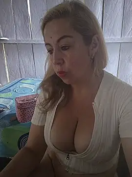 SofiaMilfx69 online show from 04-14-26, 02:12