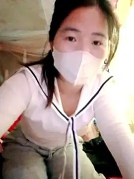 Snapshot of Hin-ni chatting on 02-20-26, 06:37 Hin-ni online show from 02-20-26, 06:37