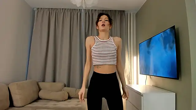 DeonnaHeney online show from 02-09-26, 05:22