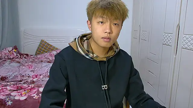 Chocolates-001 online show from 02-10-26, 11:03