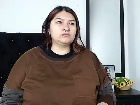 LauraHorny69 online show from 02-10-26, 12:53