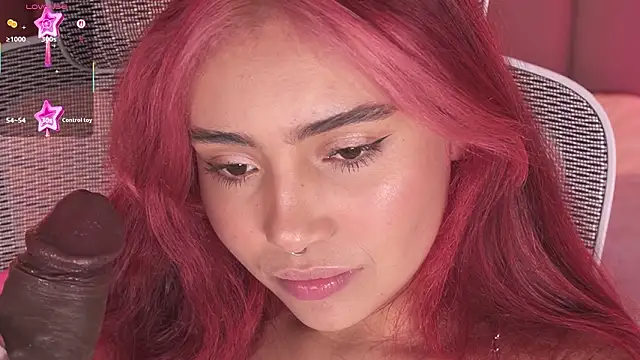 Snapshot of Dakota_velvet_ chatting on 03-04-26, 12:33 Dakota velvet online show from 03-04-26, 12:33