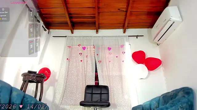 Snapshot of dulce_y_Jhoselin chatting on 02-14-26, 08:38 dulce y Jhoselin online show from 02-14-26, 08:38