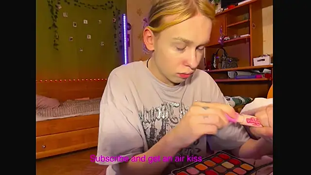 Snapshot of miss_barbie111 chatting on 02-04-26, 06:08 miss barbie111 online show from 02-04-26, 06:08