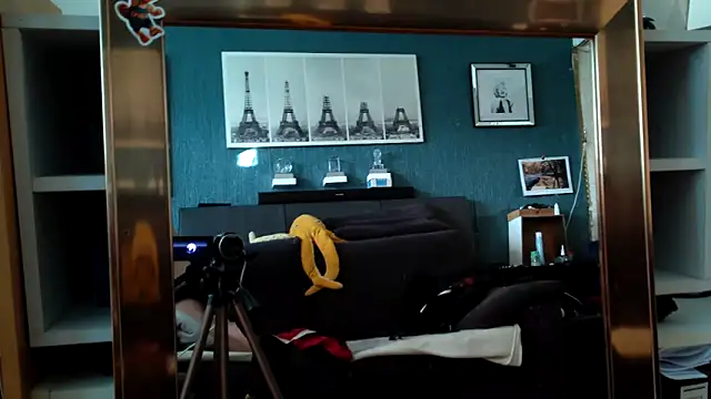 Funfukruon online show from 02-18-26, 02:02