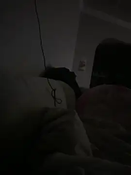 Snapshot of Tom32828 chatting on 02-18-26, 09:05 Tom32828 online show from 02-18-26, 09:05