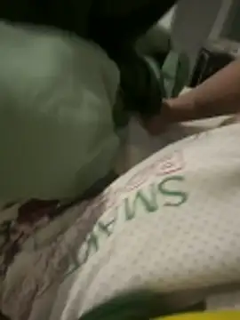 Snapshot of Tom32828 chatting on 02-21-26, 06:25 Tom32828 online show from 02-21-26, 06:25