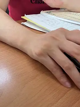 Donna9696 online show from 04-11-26, 07:45