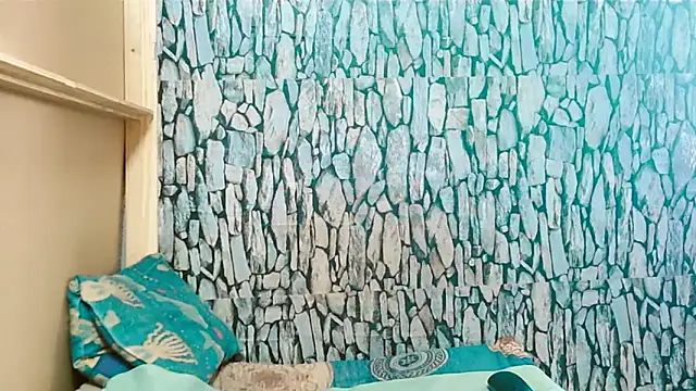 Snapshot of Caramelminxxx1 chatting on 02-13-26, 06:31 Caramelminxxx1 online show from 02-13-26, 06:31