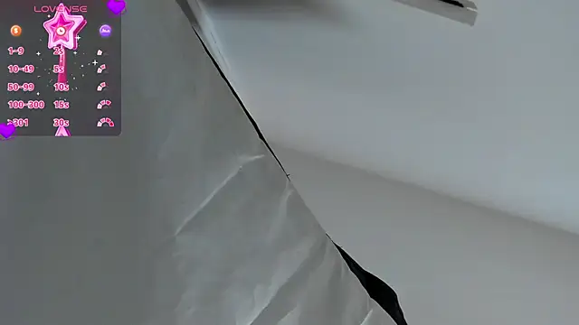 Snapshot of Liam_Grant chatting on 02-16-26, 07:43 Liam Grant online show from 02-16-26, 07:43