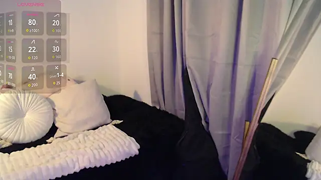 Mia Volkova  online show from 02-01-26, 11:25