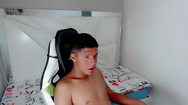 Yosep boy online show from 01-17-26, 07:39