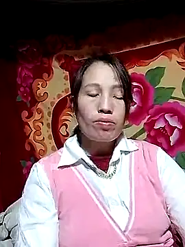 Gummiesu online show from 02-04-26, 06:52