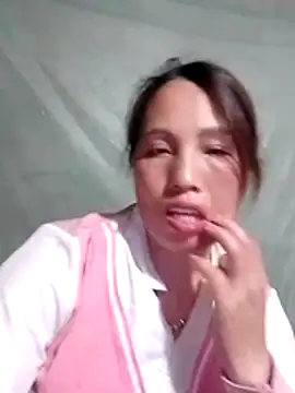 Gummiesu online show from 03-01-26, 07:43